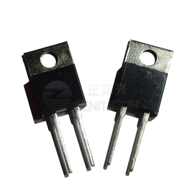 100 Ohm 50 de Hoge Machts Dikke Film van de Wattsweerstand 1% 100PPM door Gat
